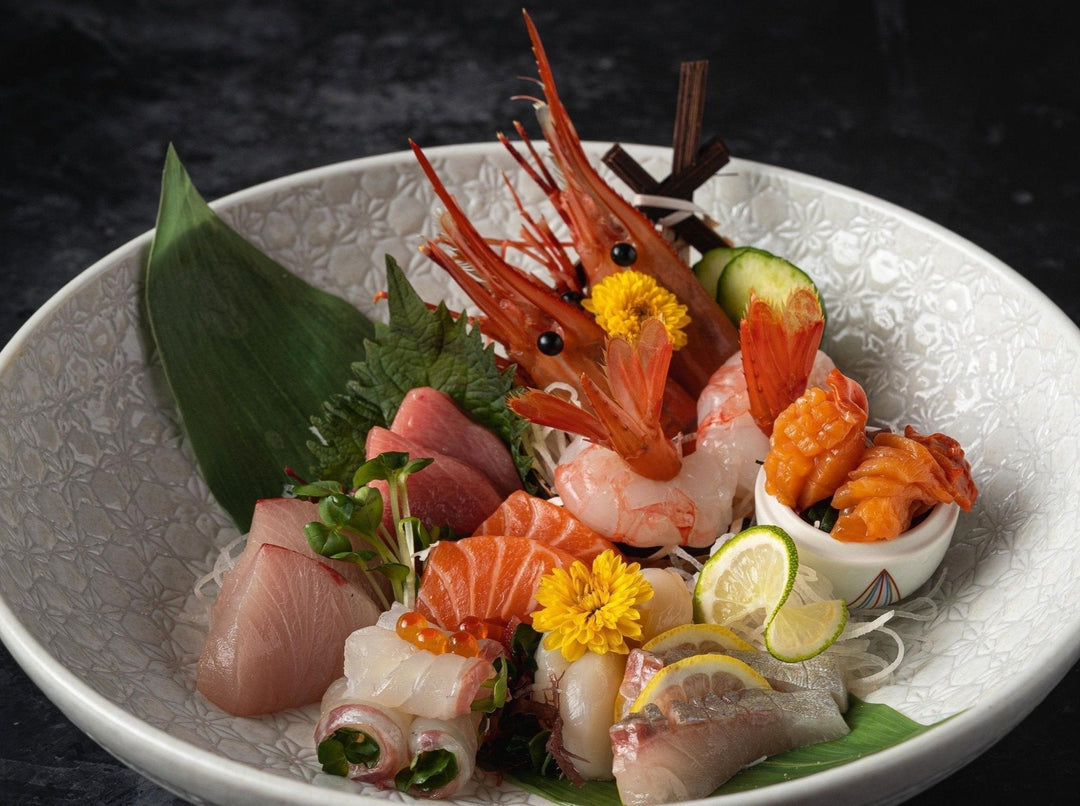 Assorted Sashimi - 6 kinds and 12 pieces - Japanese Food | LKF Concepts