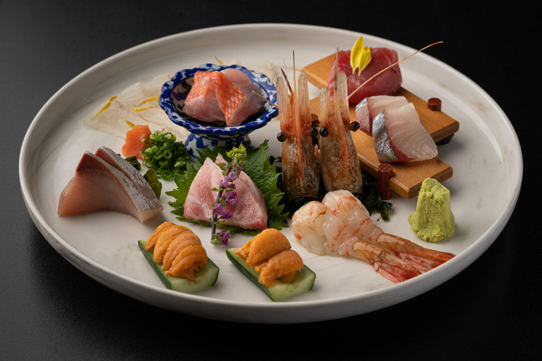 Premium Sashimi Platter: 8 Kinds - 16pcs - Japanese | LKF Concepts