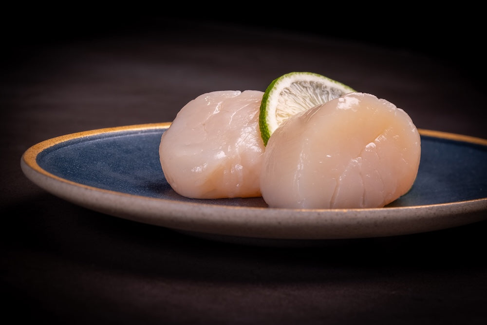 Hokkaido Scallop Sashimi (2 pcs)