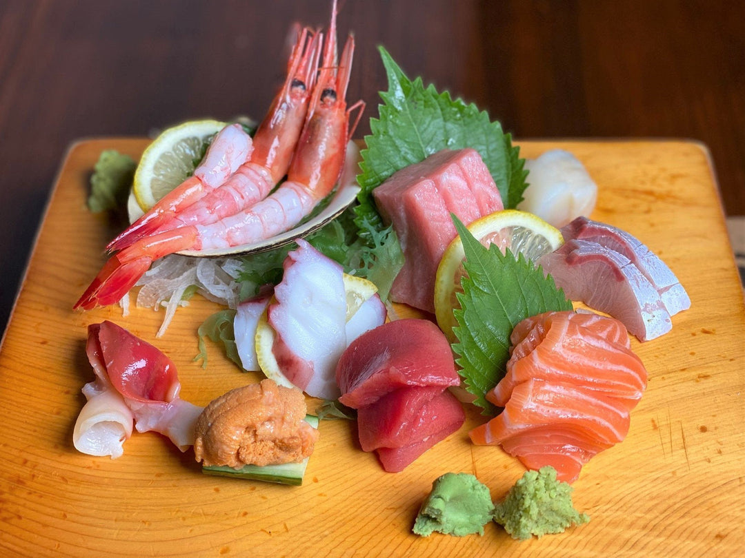 Deluxe Sashimi Board - 8 Types of Assorted Sashimi | LKF Concepts